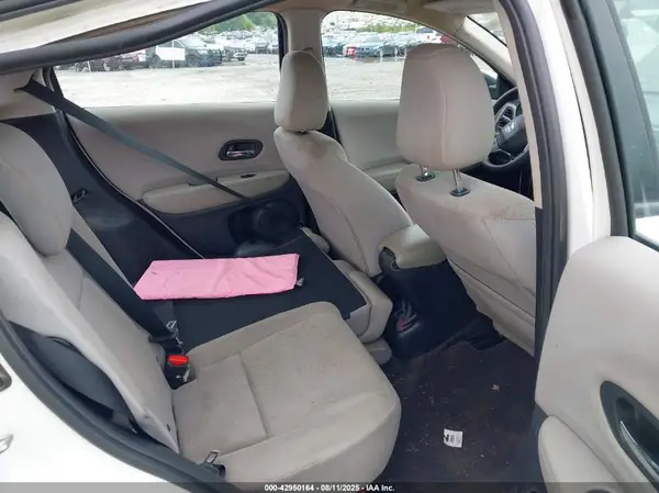 3CZRU5H38GM707520 2016 HONDA HR-V - Image 8