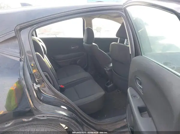 3CZRU5H38GM709283 2016 HONDA HR-V - Image 8