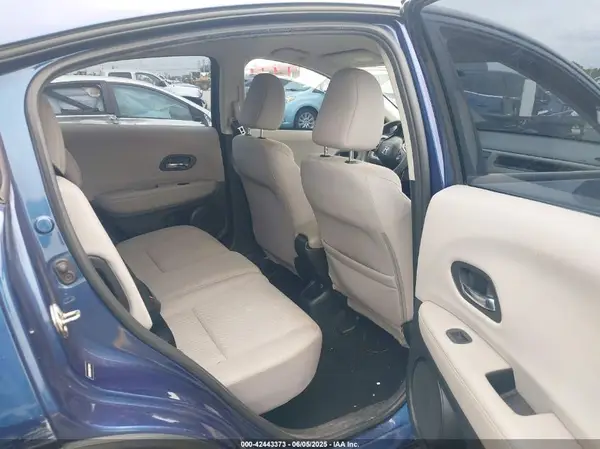 3CZRU5H38GM715911 2016 HONDA HR-V - Image 8