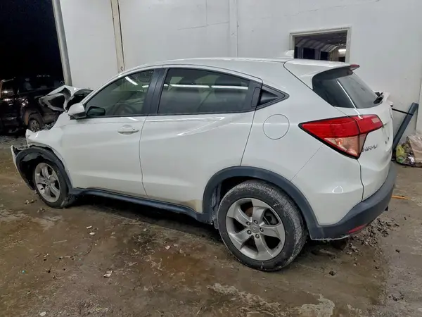 3CZRU5H38GM727105 2016 HONDA HR-V - Image 2