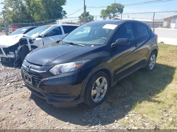 3CZRU5H38GM733793 2016 HONDA HR-V - Image 2