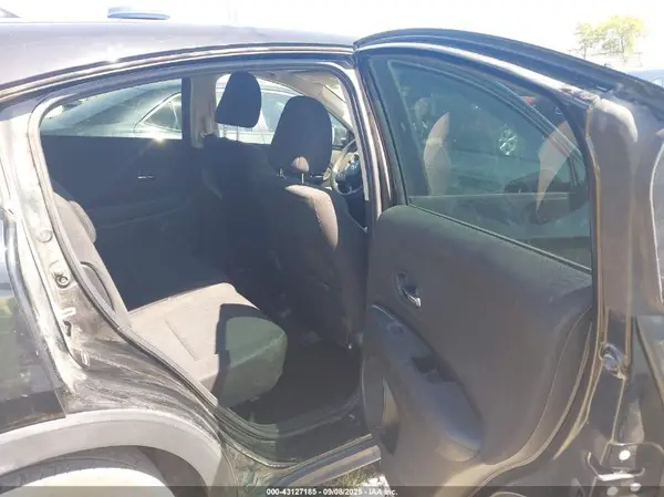 3CZRU5H38GM733793 2016 HONDA HR-V - Image 8
