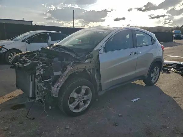 3CZRU5H38GM737875 2016 HONDA HR-V - Image 1