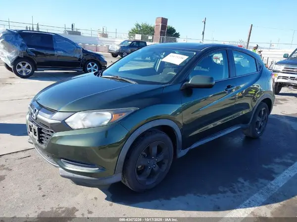3CZRU5H38GM742333 2016 HONDA HR-V - Image 2