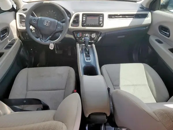3CZRU5H38GM743868 2016 HONDA HR-V - Image 8