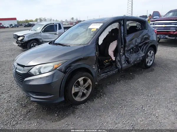 3CZRU5H38GM748259 2016 HONDA HR-V - Image 2