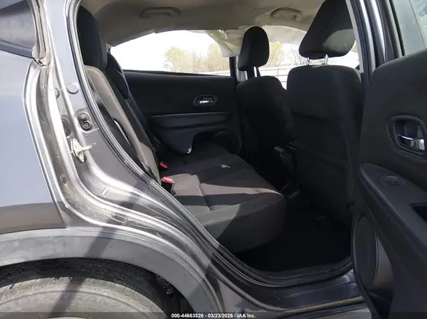 3CZRU5H38GM748259 2016 HONDA HR-V - Image 8