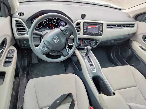3CZRU5H38HG704486 2017 HONDA HR-V - Image 8