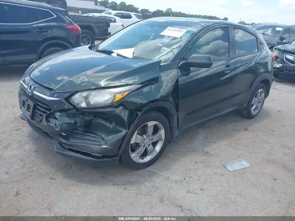 3CZRU5H38HG705847 2017 HONDA HR-V - Image 2