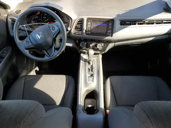 3CZRU5H38HM703081 2017 HONDA HR-V - Image 8