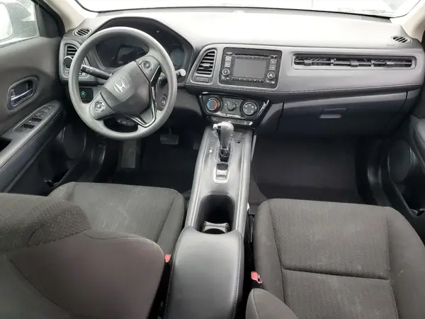 3CZRU5H38HM708703 2017 HONDA HR-V - Image 8