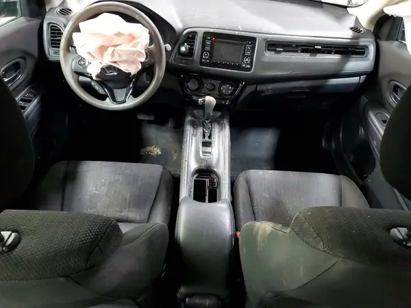 3CZRU5H38HM708748 2017 HONDA HR-V - Image 8