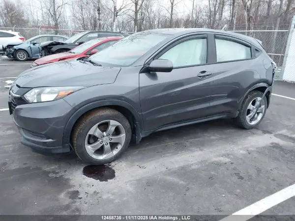 3CZRU5H38JM101268 2018 HONDA HR-V - Image 2