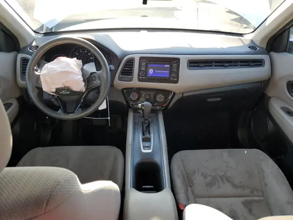 3CZRU5H38JM704561 2018 HONDA HR-V - Image 8