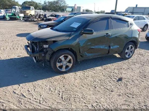 3CZRU5H38JM710313 2018 HONDA HR-V - Image 2