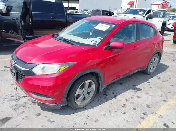 3CZRU5H38JM713616 2018 HONDA HR-V - Image 2
