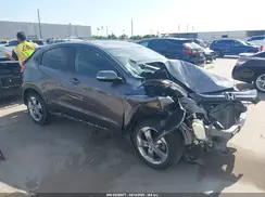 3CZRU5H38JM715544 2018 HONDA HR-V