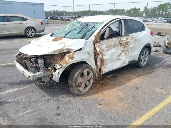 3CZRU5H38JM718640 2018 HONDA HR-V - Image 2