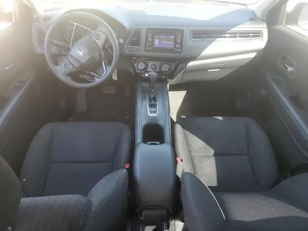 3CZRU5H38JM719075 2018 HONDA HR-V - Image 8