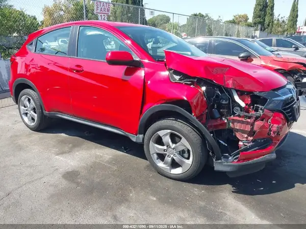 3CZRU5H38JM720792 2018 HONDA HR-V - Image 1