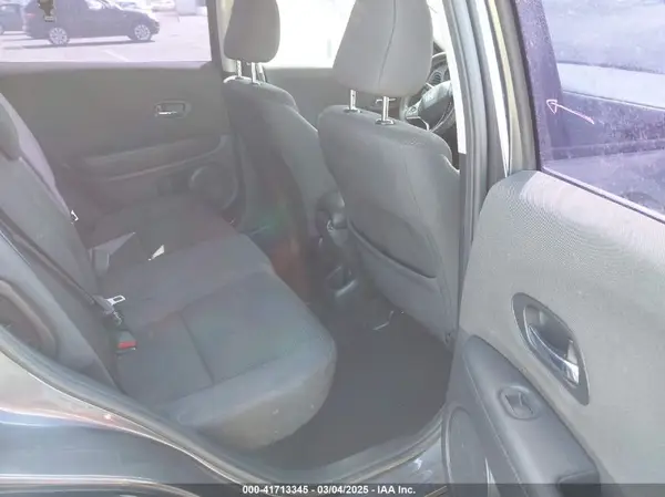 3CZRU5H38KG705550 2019 HONDA HR-V - Image 8