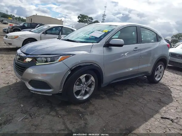3CZRU5H38KG708237 2019 HONDA HR-V - Image 2