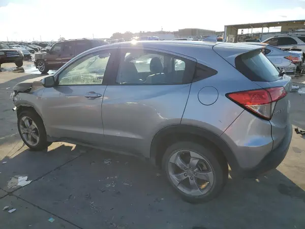 3CZRU5H38KG709677 2019 HONDA HR-V - Image 2