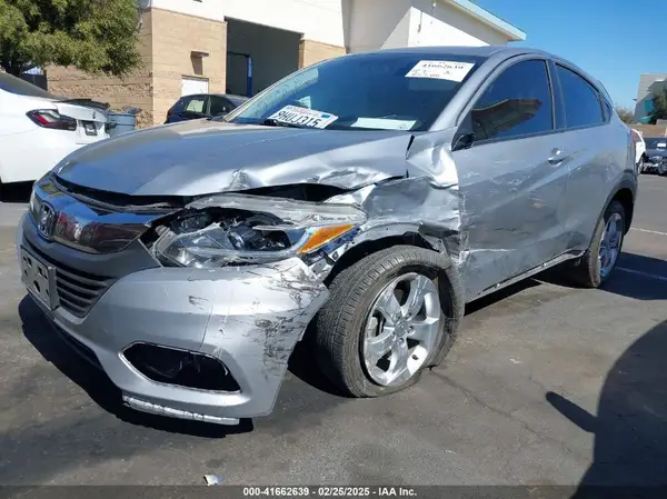3CZRU5H38KG712725 2019 HONDA HR-V - Image 2