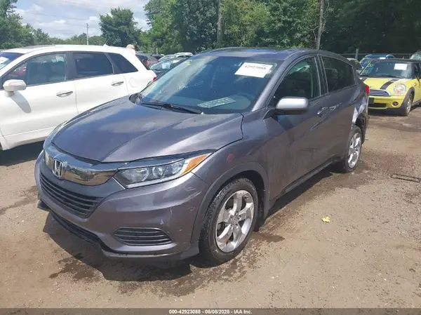 3CZRU5H38KM707378 2019 HONDA HR-V - Image 2