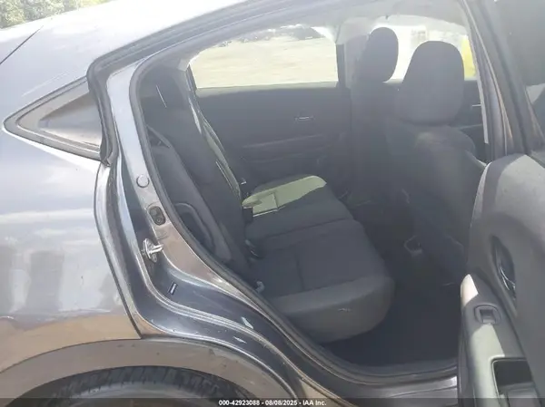 3CZRU5H38KM707378 2019 HONDA HR-V - Image 8