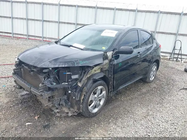 3CZRU5H38MM704211 2021 HONDA HR-V - Image 2