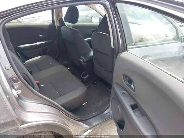 3CZRU5H38MM709814 2021 HONDA HR-V - Image 8