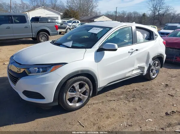 3CZRU5H38MM732025 2021 HONDA HR-V - Image 2