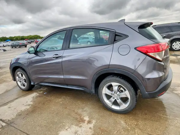 3CZRU5H38NM716165 2022 HONDA HR-V - Image 2