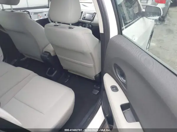 3CZRU5H38NM731538 2022 HONDA HR-V - Image 8