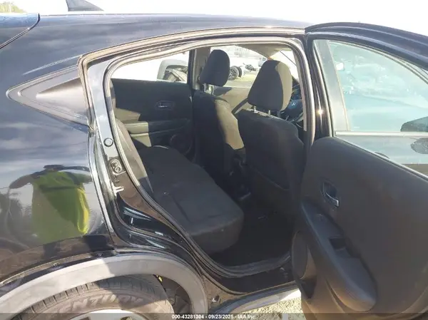 3CZRU5H39GM707509 2016 HONDA HR-V - Image 8