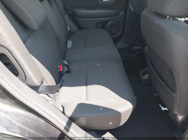 3CZRU5H39GM714895 2016 HONDA HR-V - Image 8