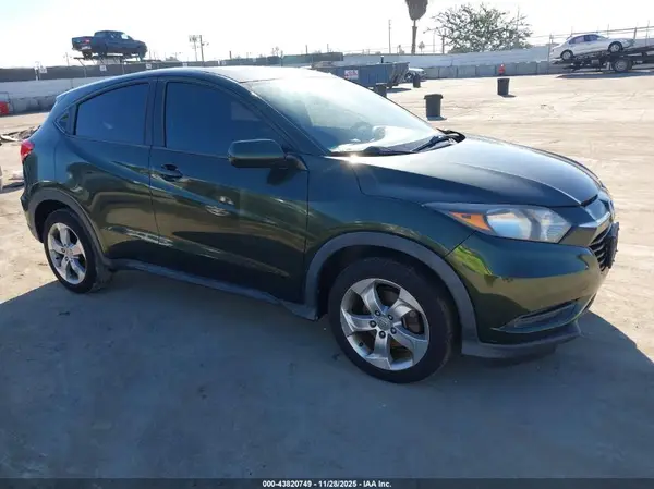 3CZRU5H39GM715044 2016 HONDA HR-V - Image 1