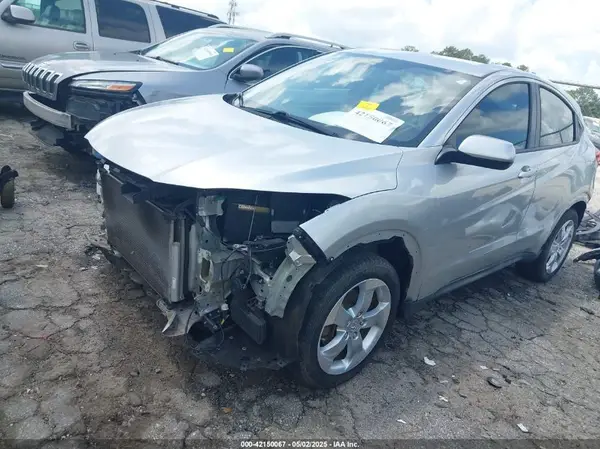 3CZRU5H39GM727064 2016 HONDA HR-V - Image 2
