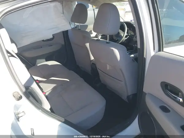 3CZRU5H39GM741837 2016 HONDA HR-V - Image 8