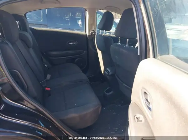 3CZRU5H39HG705792 2017 HONDA HR-V - Image 8