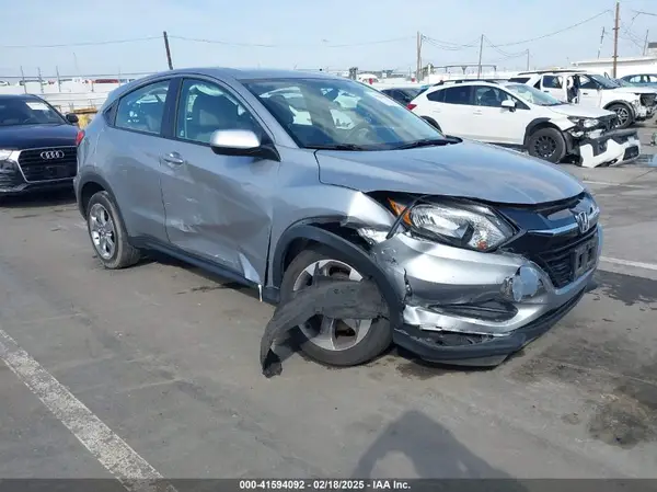 3CZRU5H39HG707767 2017 HONDA HR-V - Image 1