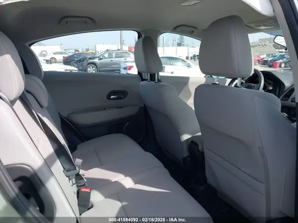 3CZRU5H39HG707767 2017 HONDA HR-V - Image 8