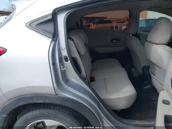 3CZRU5H39HG708577 2017 HONDA HR-V - Image 8