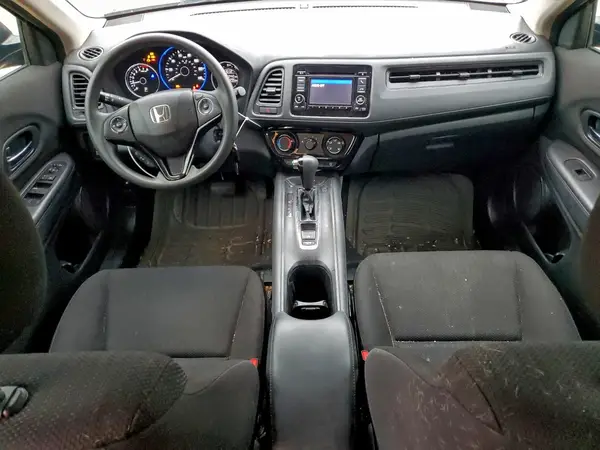 3CZRU5H39HM701825 2017 HONDA HR-V - Image 8