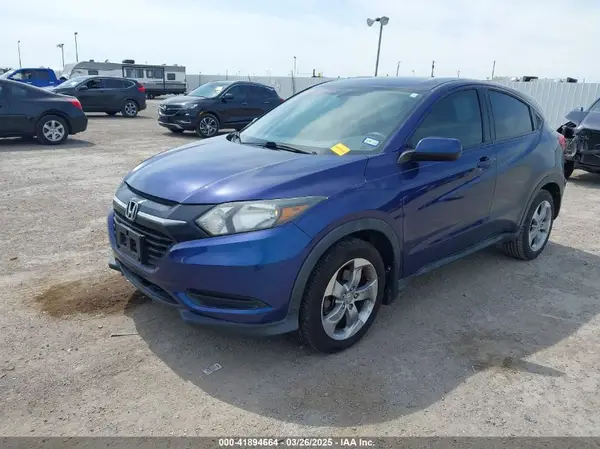 3CZRU5H39HM703669 2017 HONDA HR-V - Image 2