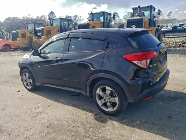 3CZRU5H39HM706376 2017 HONDA HR-V - Image 2
