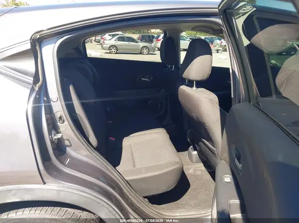 3CZRU5H39HM706698 2017 HONDA HR-V - Image 8
