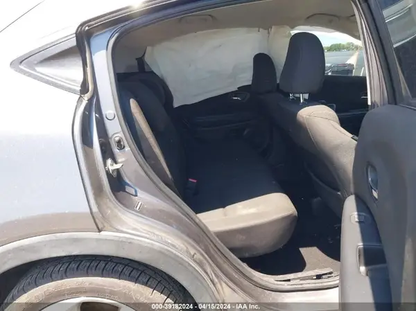 3CZRU5H39HM719547 2017 HONDA HR-V - Image 8
