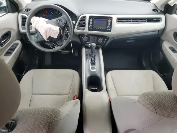3CZRU5H39HM721640 2017 HONDA HR-V - Image 8